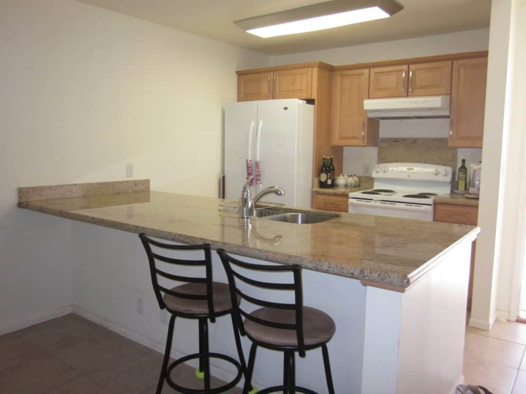 Kahului Ikena Unit 332 Sold! Delmore Realty